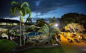 Walkabout Booking 3*
